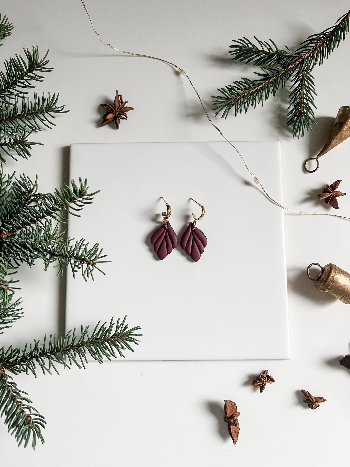 Nordic Winter Leaves