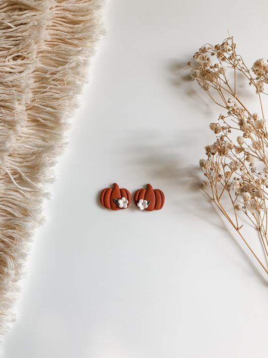 Pumpkin Studs